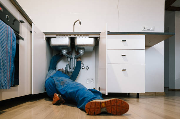 Professional Emergency Plumber technician working in Raphine, VA